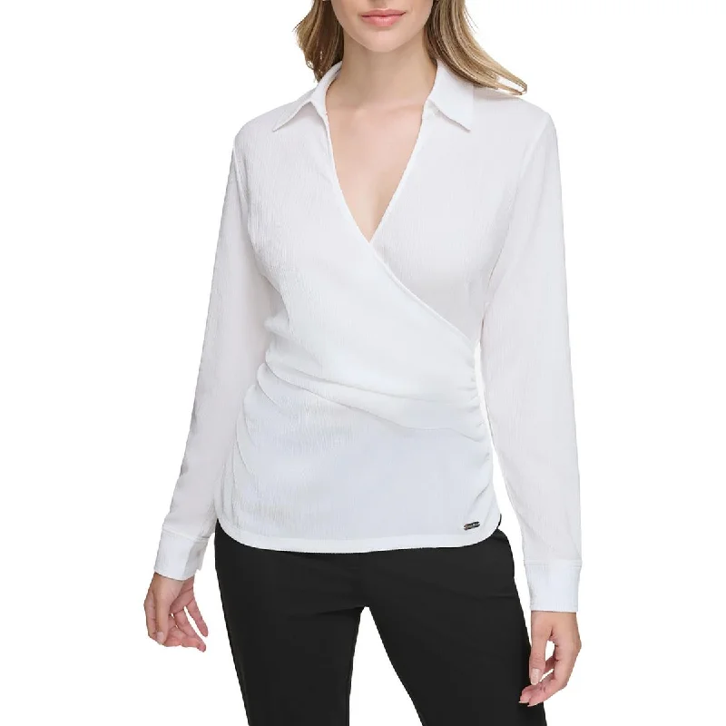 Womens Textured Plunging V-neck Wrap Top